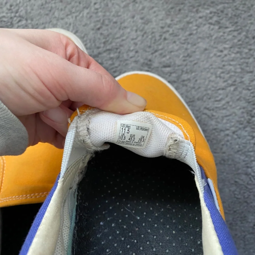 Color block Vans Slip-Ons - Picture 4 of 4